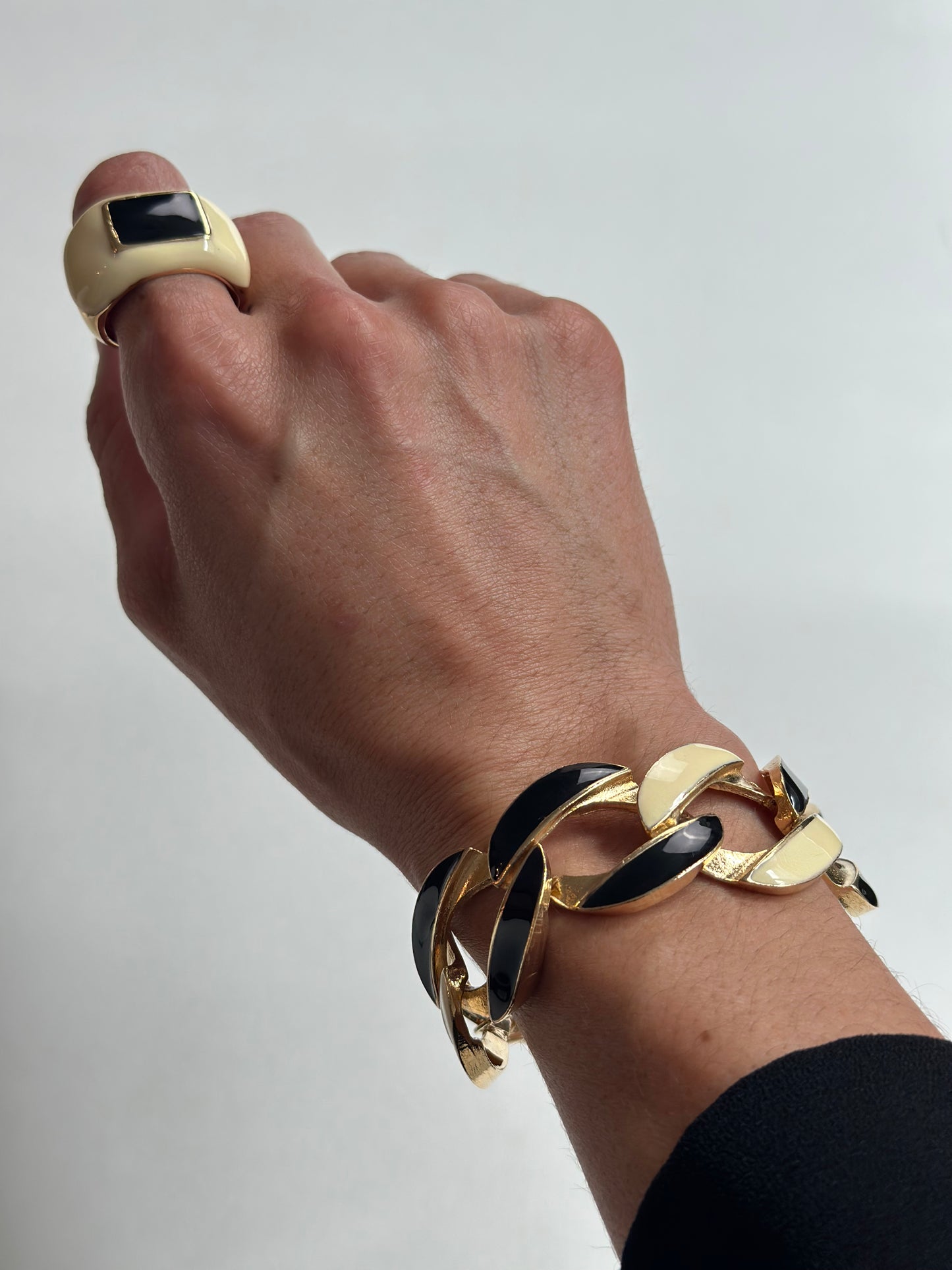 Lily Ring
